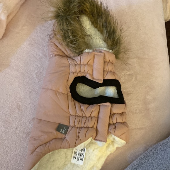 Pink GF coat with faux fur trim hood size X small - Picture 2 of 3
